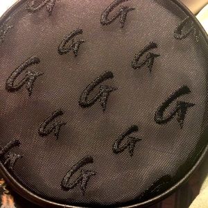 New unopened GLAMAHOLIC mesh Fanny pack